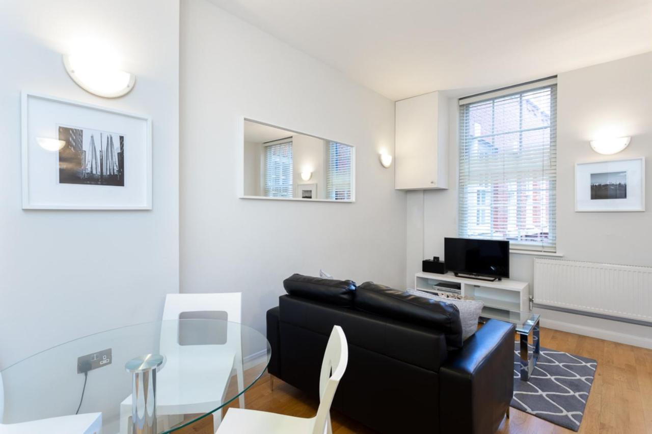 Groveland Court Apartment 1 런던 외부 사진