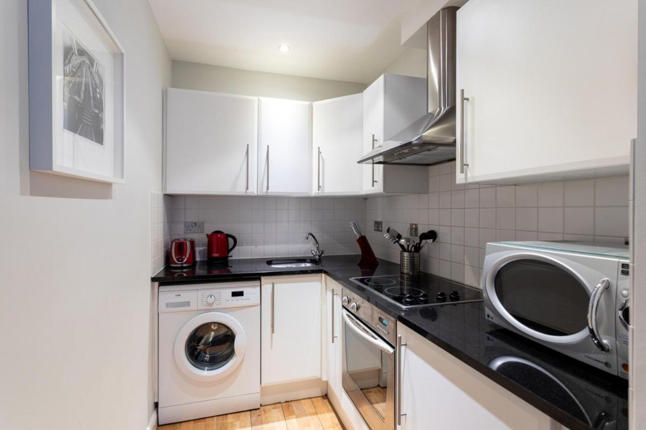Groveland Court Apartment 1 런던 외부 사진