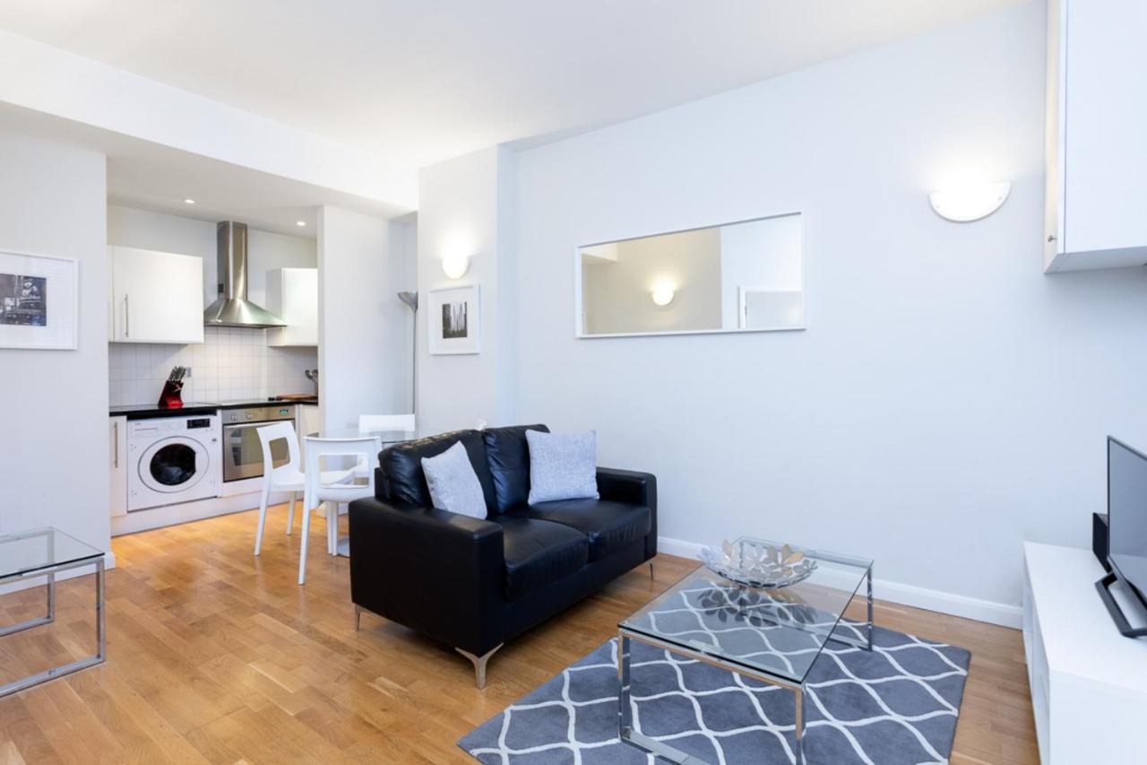 Groveland Court Apartment 1 런던 외부 사진