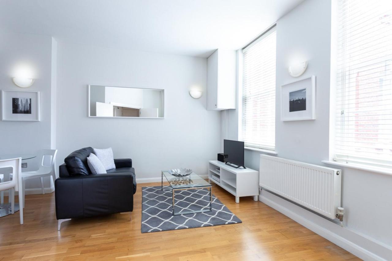 Groveland Court Apartment 1 런던 외부 사진