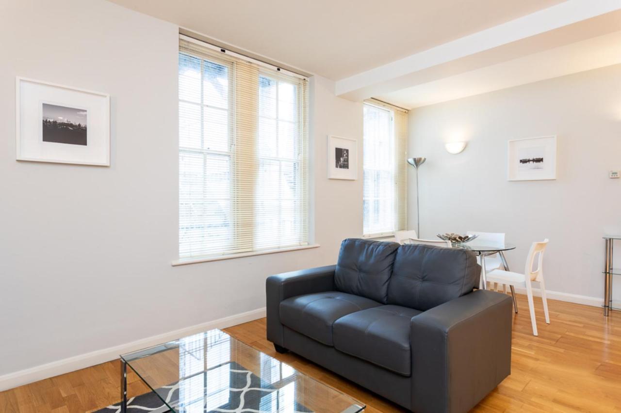 Groveland Court Apartment 1 런던 외부 사진
