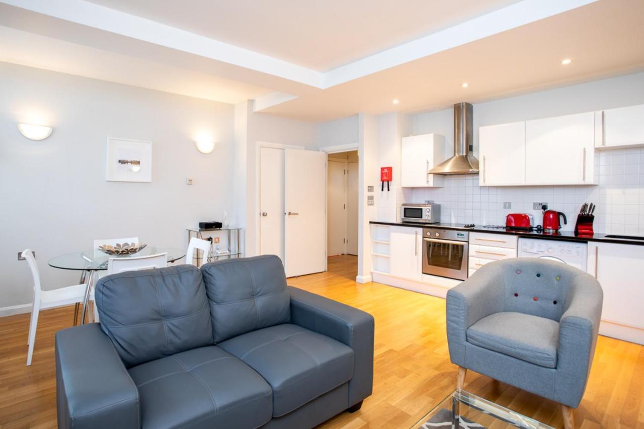 Groveland Court Apartment 1 런던 외부 사진