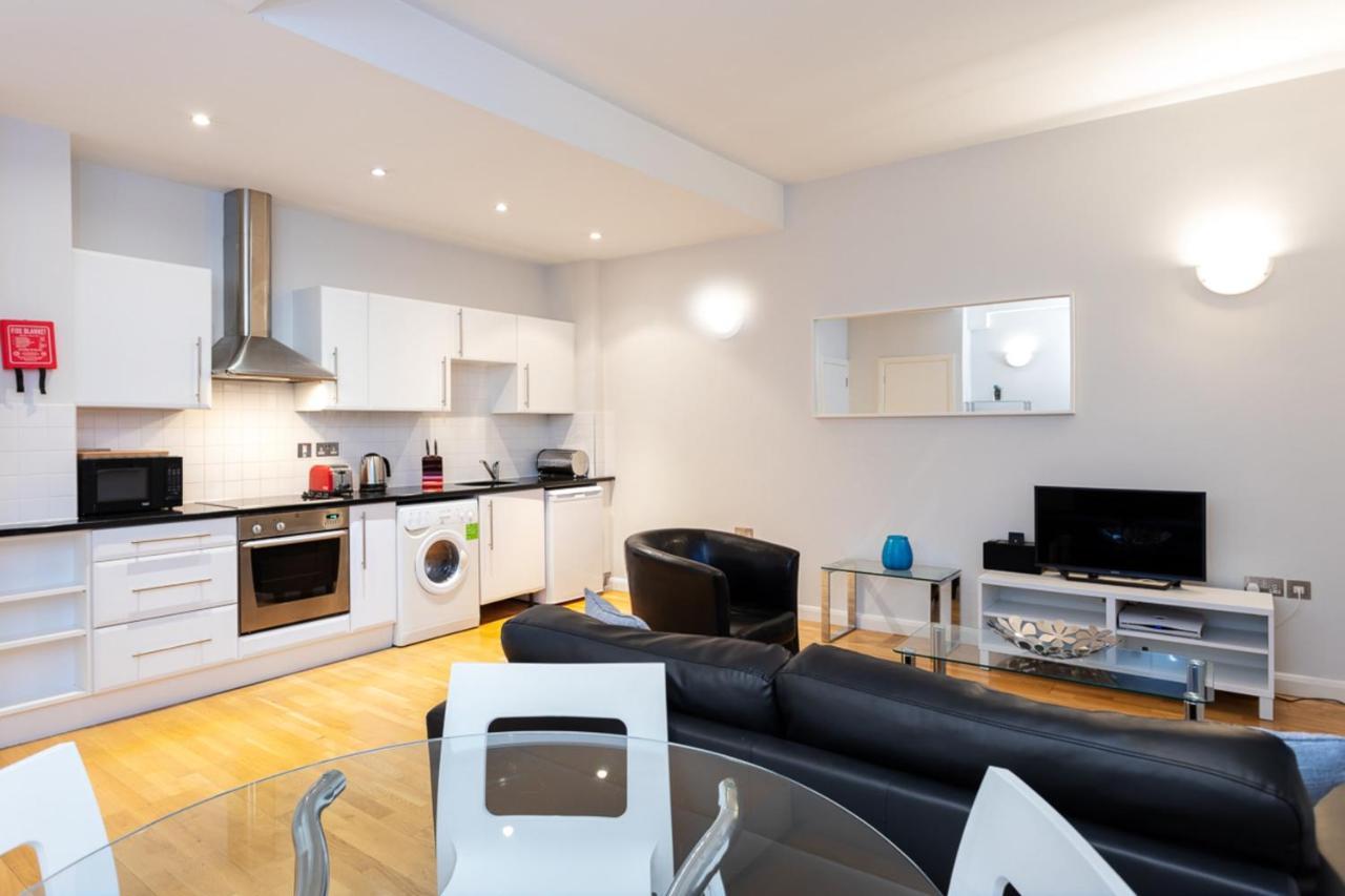 Groveland Court Apartment 1 런던 외부 사진