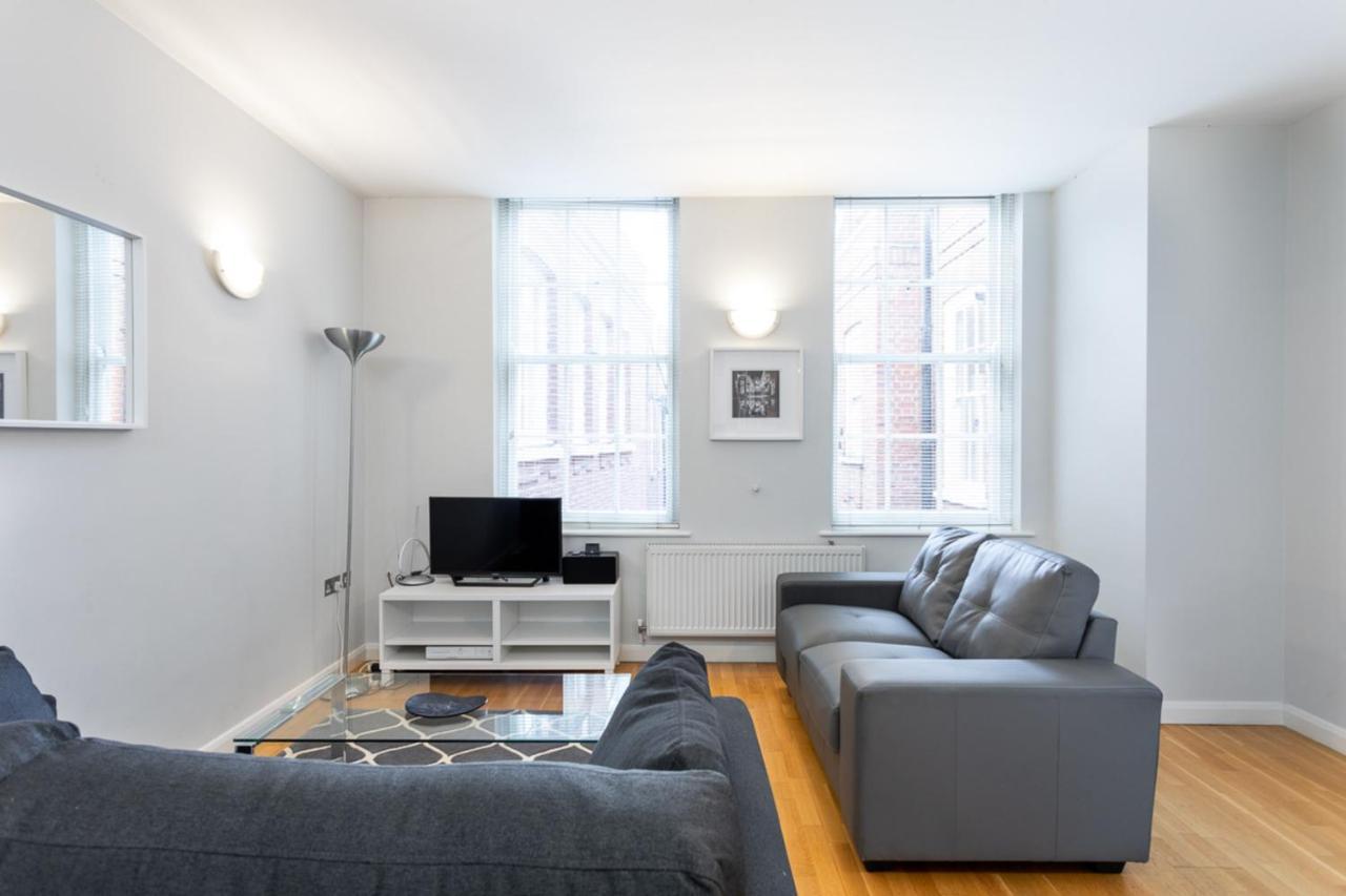 Groveland Court Apartment 1 런던 외부 사진