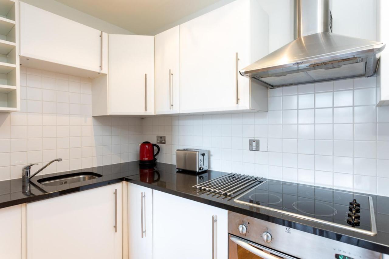 Groveland Court Apartment 1 런던 외부 사진